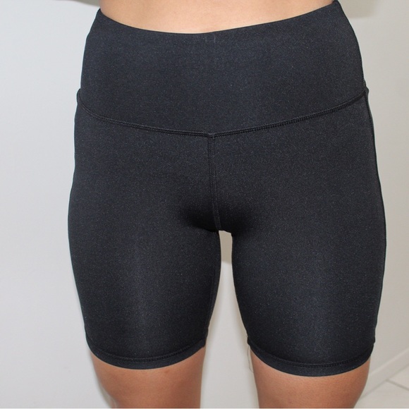 2 pair Bike Shorts Laundry by Shelly Segal NWT - Picture 7 of 9